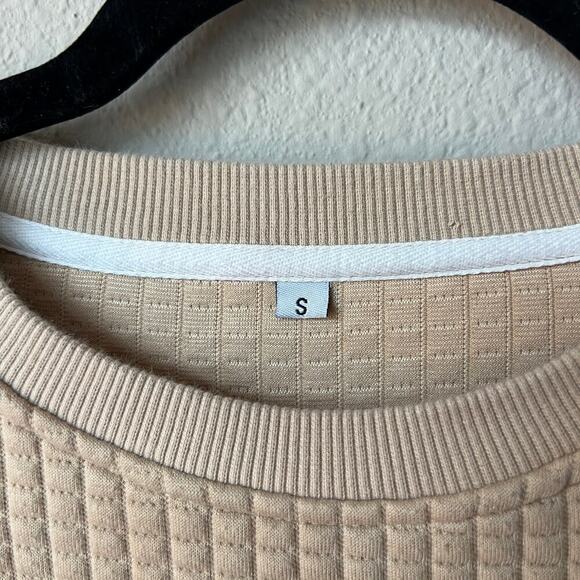 Jubilee Apparel Beige Quilted Crew Neck Sweatshirt Size S - Picture 5 of 6